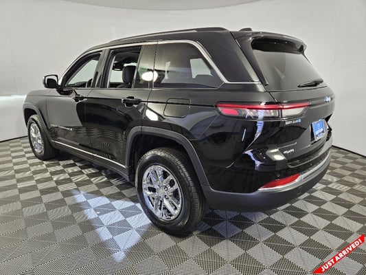 2023 Jeep Grand Cherokee Laredo in Knoxville, TN - Ted Russell Nissan